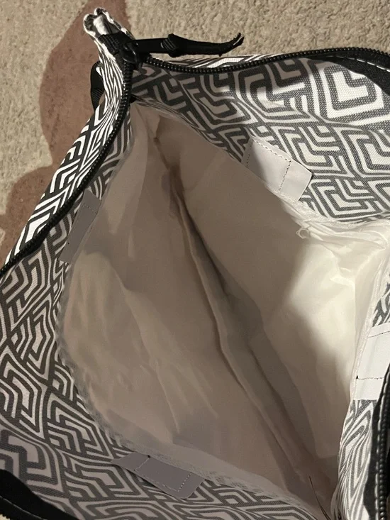 Bag - Picture 2 of 3